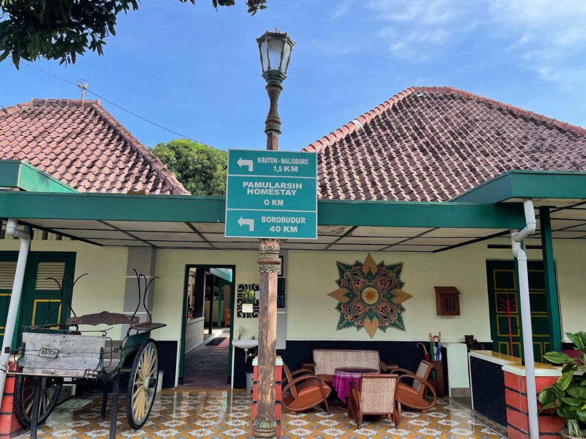 Pamularsih Homestay Yogyakarta Exterior photo