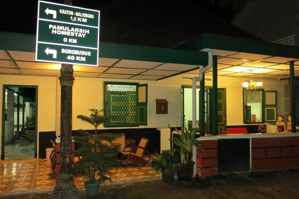 Pamularsih Homestay Yogyakarta Exterior photo